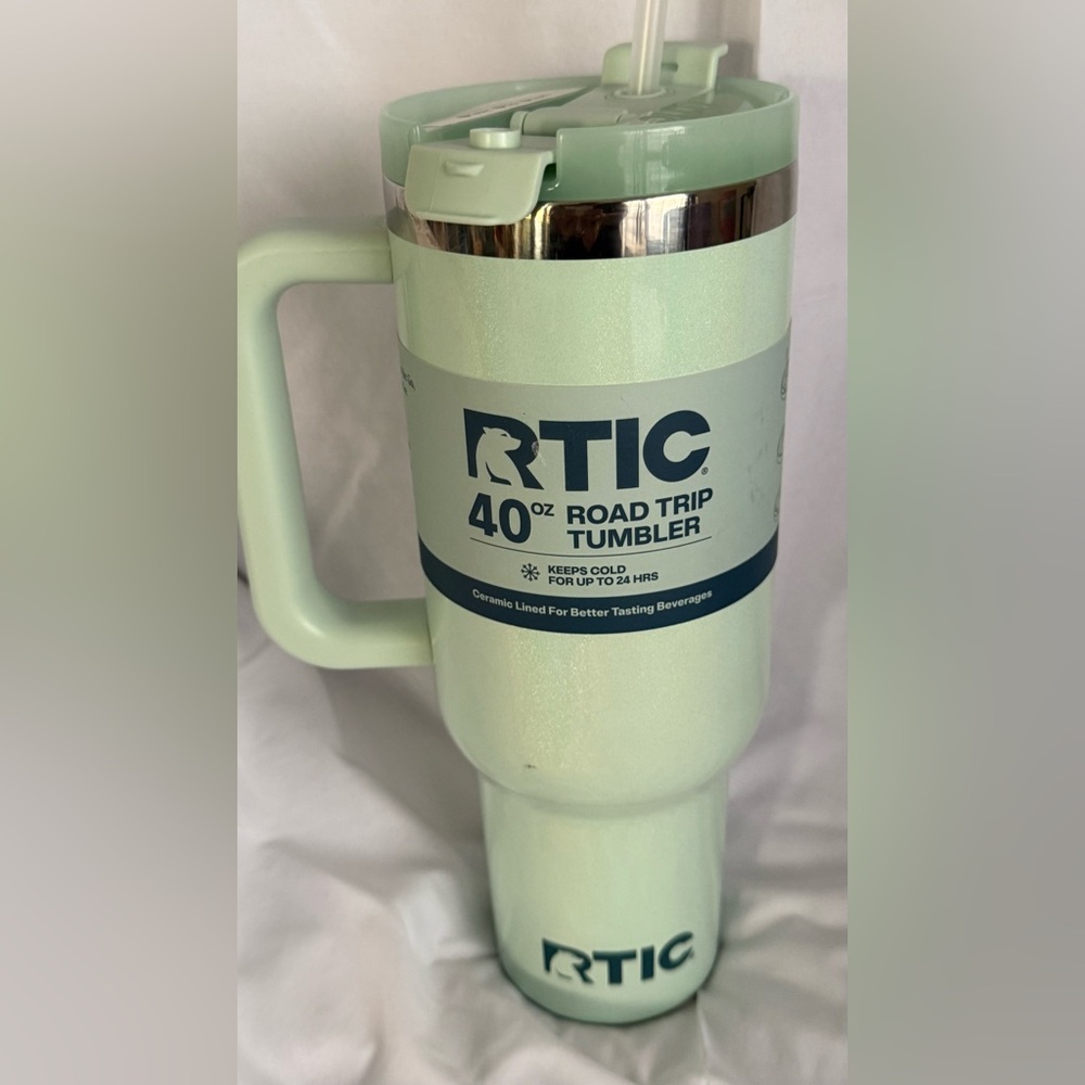 RTIC Mint Green Road Trip Tumbler